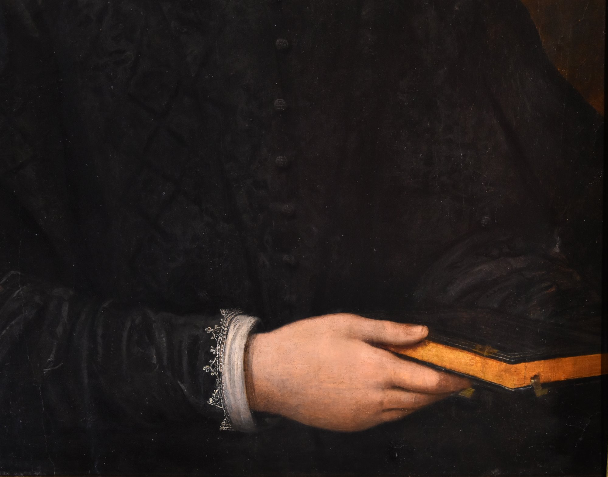 Ritratto di nobildonna, a mezzo busto, con libro in mano