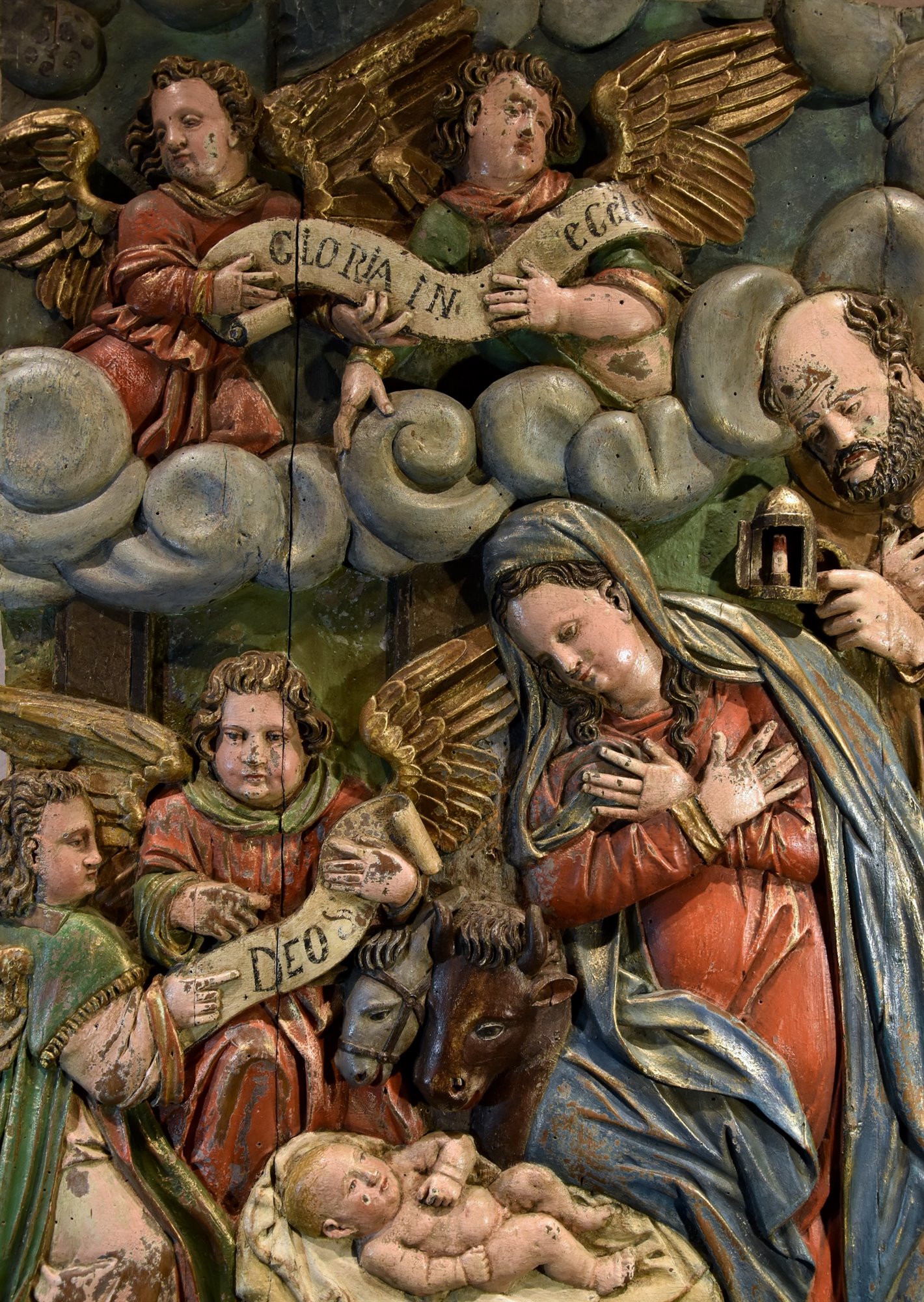 Scultura ad altorilievo raffigurante la Natività