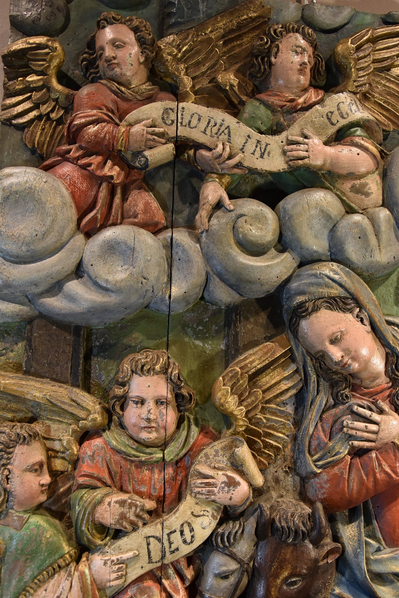 Scultura ad altorilievo raffigurante la Natività