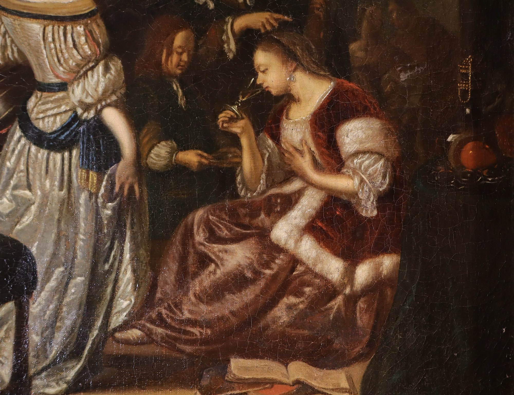 Elegante compagnia in un interno