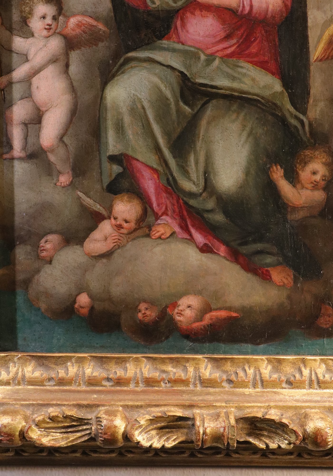 Madonna in gloria tra gli angeli