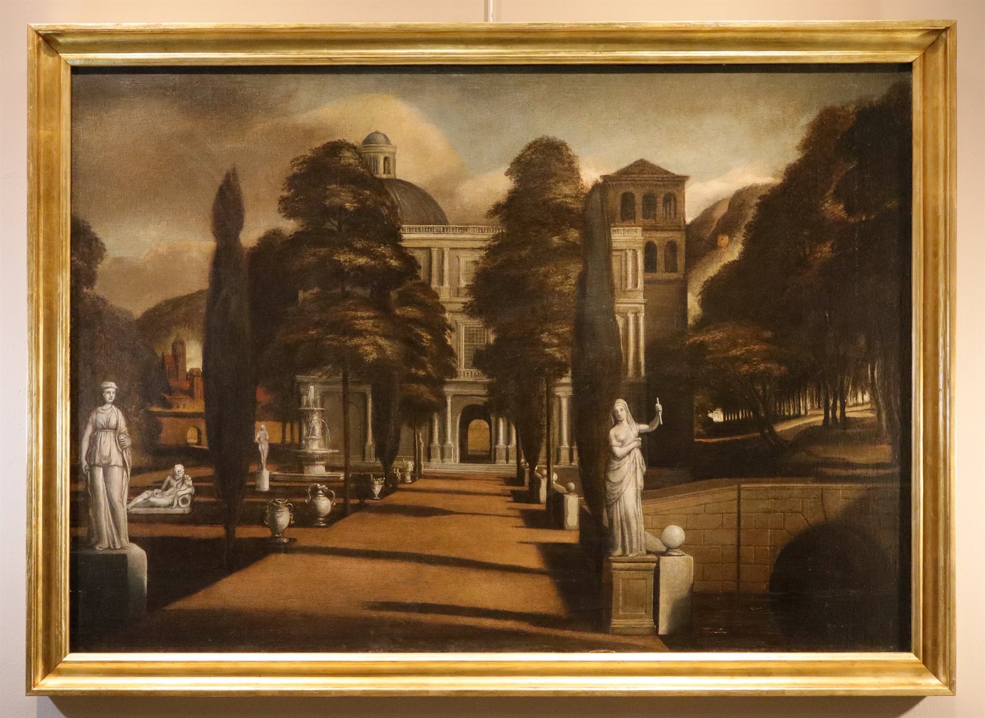 Veduta di una villa con giardino all'italiana