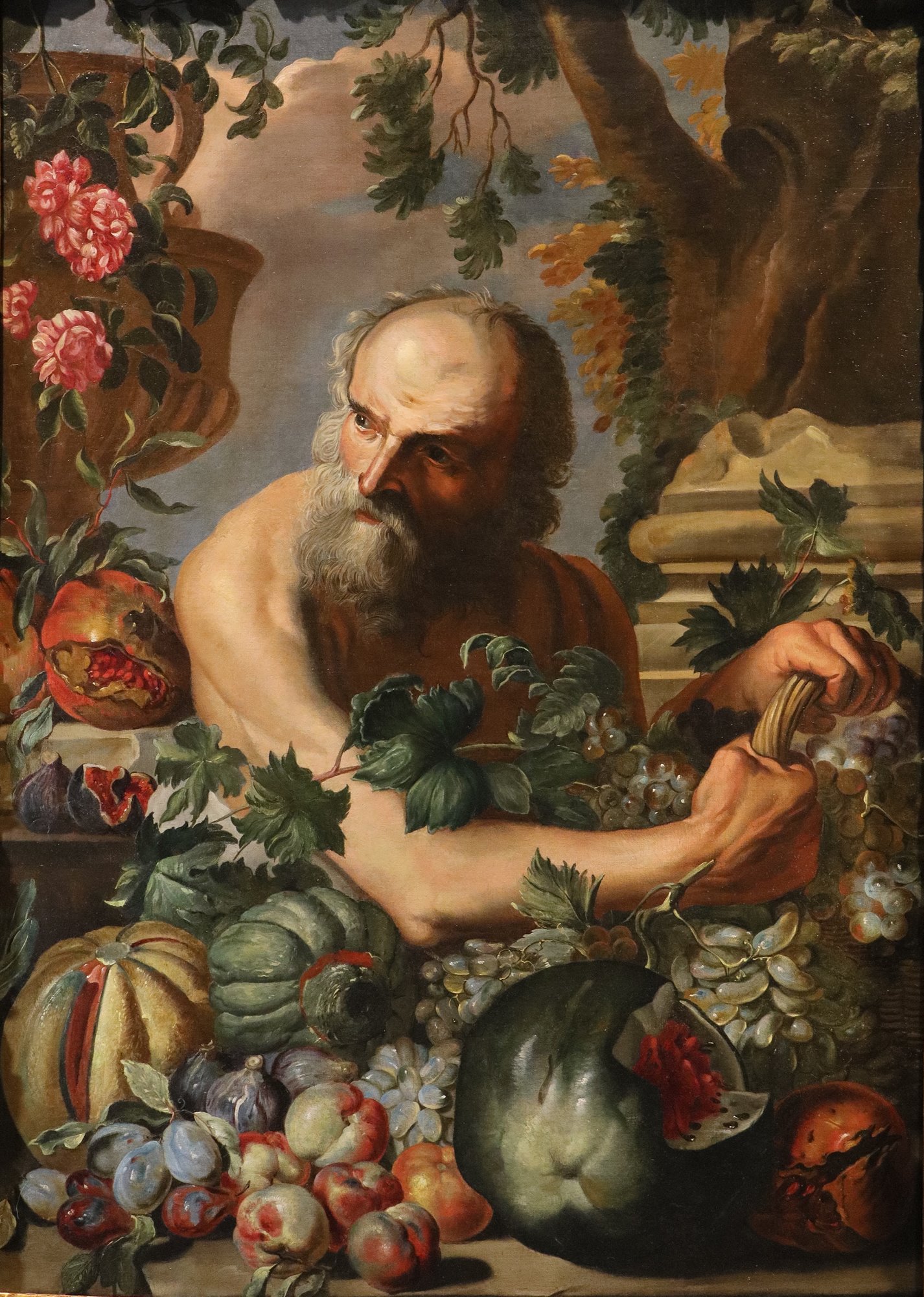 Ritratto del filosofo greco Diogene con composizione di frutta e fiori