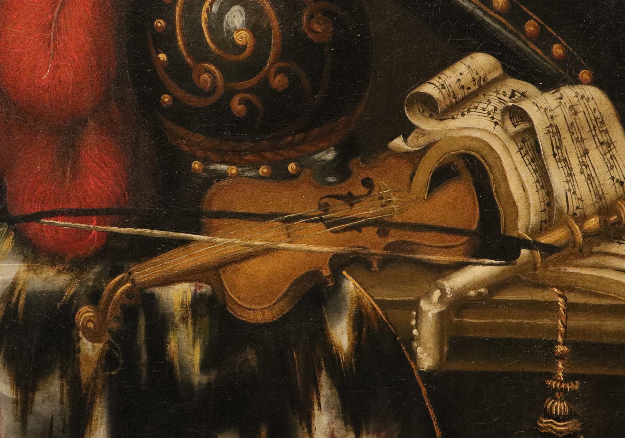 Natura morta con armatura, violino, spartito e vaso di fiori