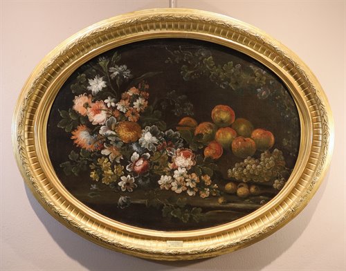Natura morta di fiori e frutta